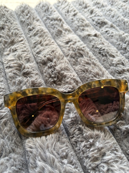 Diff Eyewear Accessories - Diff Eyewear Tortoise Green Frame Sunglasses with Brown Lenses